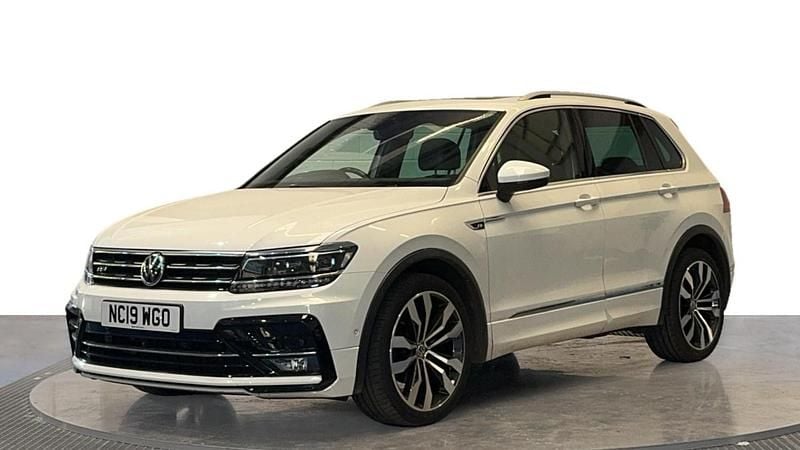 White Used 2019 VW Tiguan R-line SUV | £21,620 (Fair price) - Image 1/4
