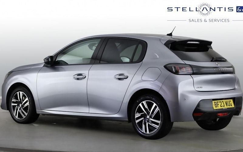 Used Peugeot 208 Allure+ 102 HP (75 kW) 2023 Grey Hatchback