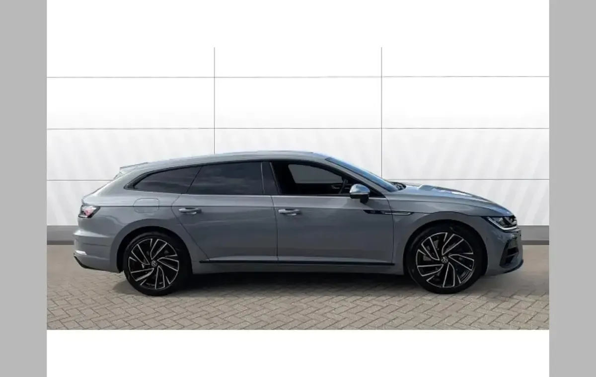 Used VW Arteon R 320 HP (235 kW) 2023 Grey Estate