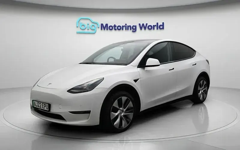 Used Tesla Model Y Long Range AWD 286 kW (389 HP) 2025 SUV