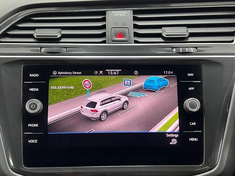 Used VW Tiguan Allspace Life 150 HP (110 kW) 2021 Silver SUV