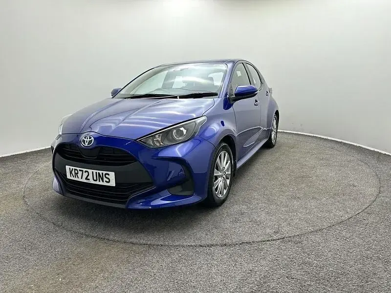 Used Toyota Yaris 2023 Blue Hatchback