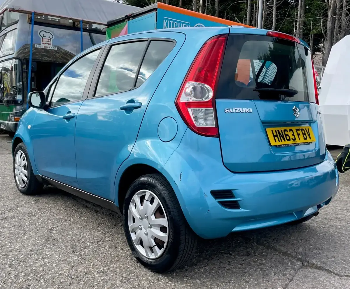 Używany Suzuki Splash 2013 Niebieski Hatchback