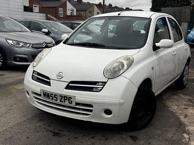 Used Nissan Micra SE 79 HP (58 kW) 2006 White Hatchback