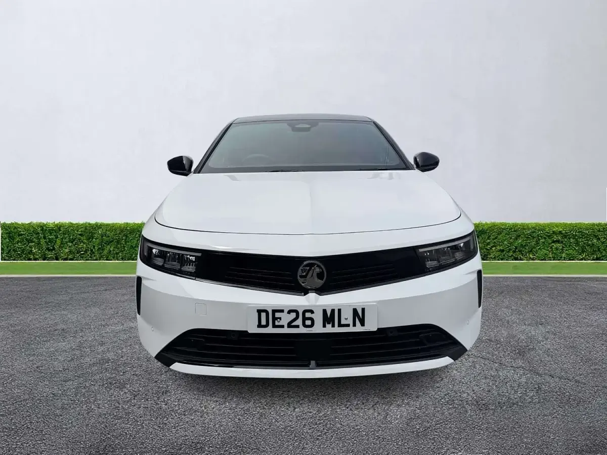 New Vauxhall Astra 130 HP (95 kW) 2026 Arctic white Hatchback