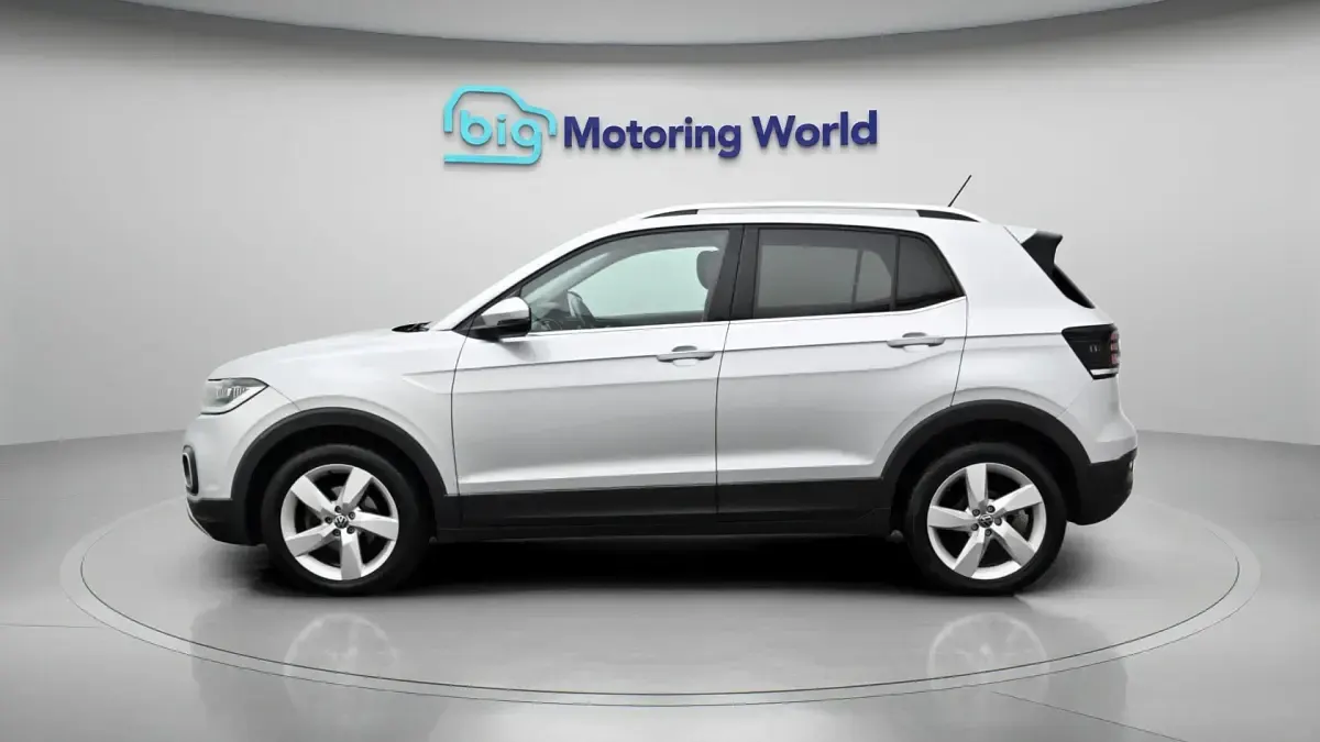 Used VW T-Cross SEL 110 HP (80 kW) 2020 Silver SUV