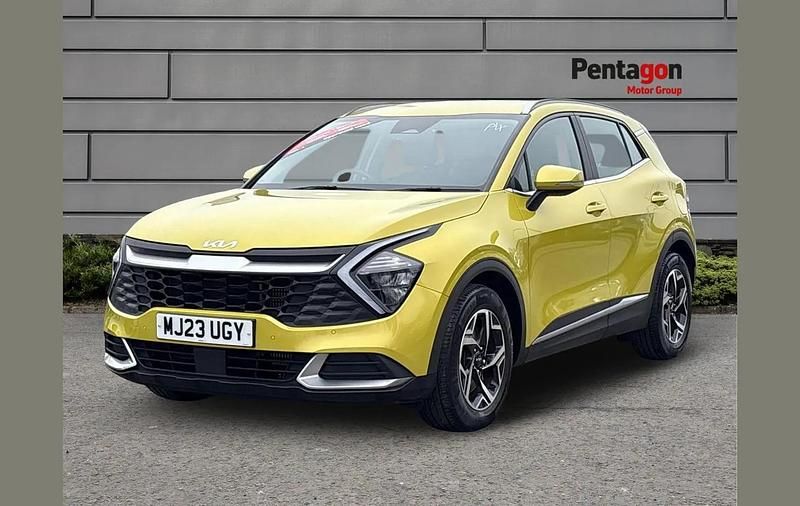 Used Kia Sportage 147 HP (108 kW) 2023 Yellow SUV