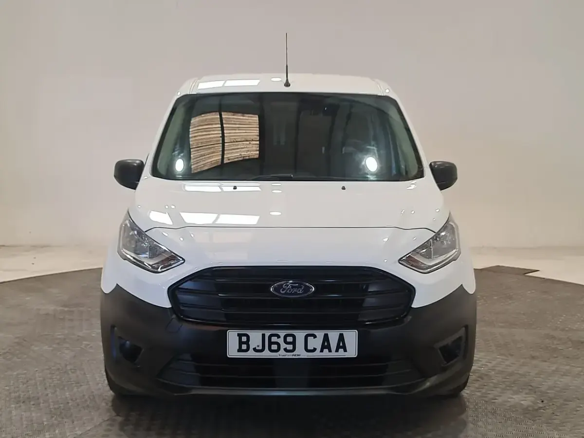 Used Ford Transit 100 HP (73 kW) 2019 White Estate