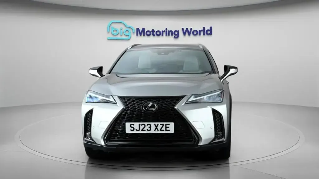 Used Lexus UX 250h Sport Design Packet 184 HP (135 kW) 2023 Silver SUV