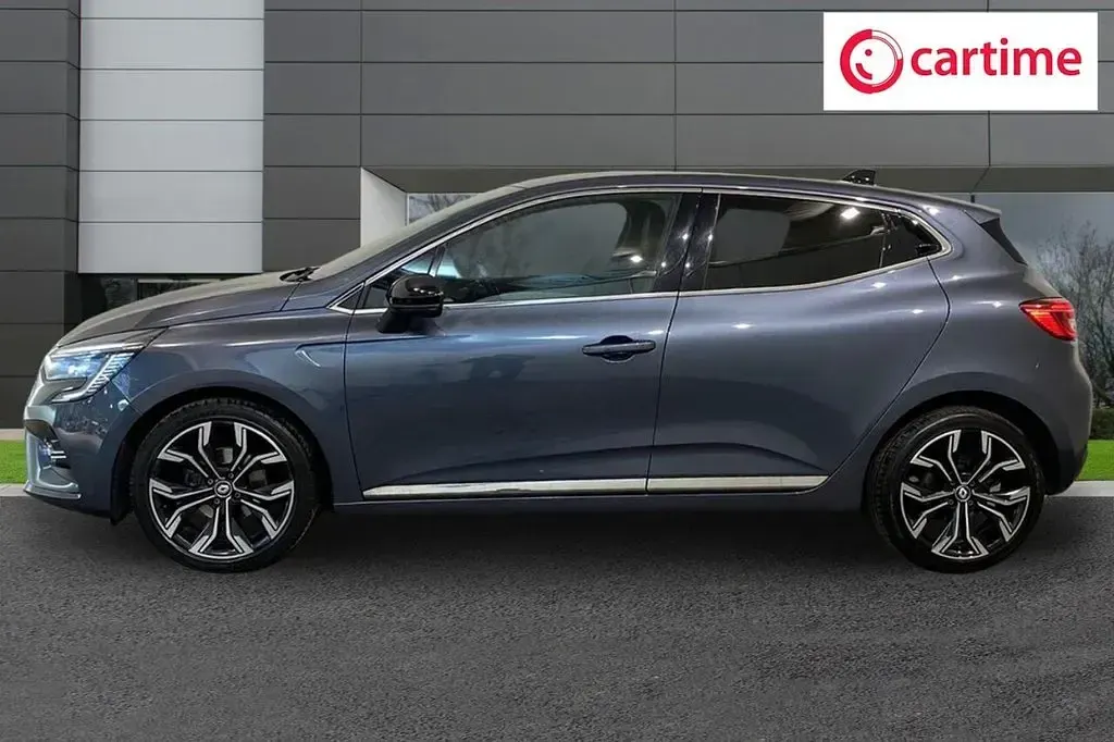Used Renault Clio Techno 90 HP (66 kW) 2022 Grey Hatchback