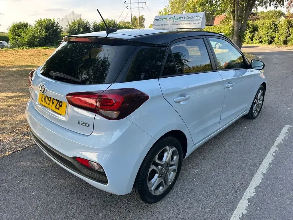 Used Hyundai i20 84 HP (61 kW) 2019 Grey Hatchback