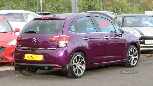 Used Citroën C3 Platinum 100 HP (73 kW) 2016 Mauve/purple Hatchback
