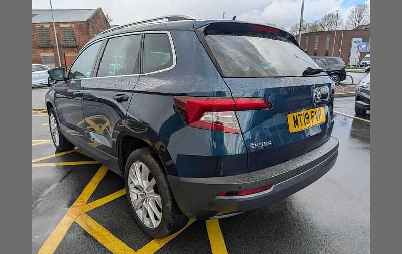 Used Skoda Karoq SE L 116 HP (85 kW) 2019 Lava blue metallic SUV