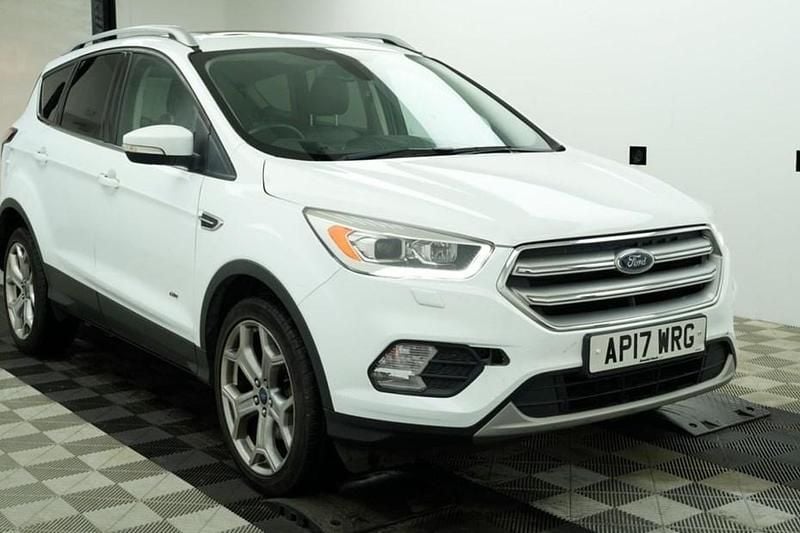 Used Ford Kuga Titanium X 180 HP (132 kW) 2017 White SUV