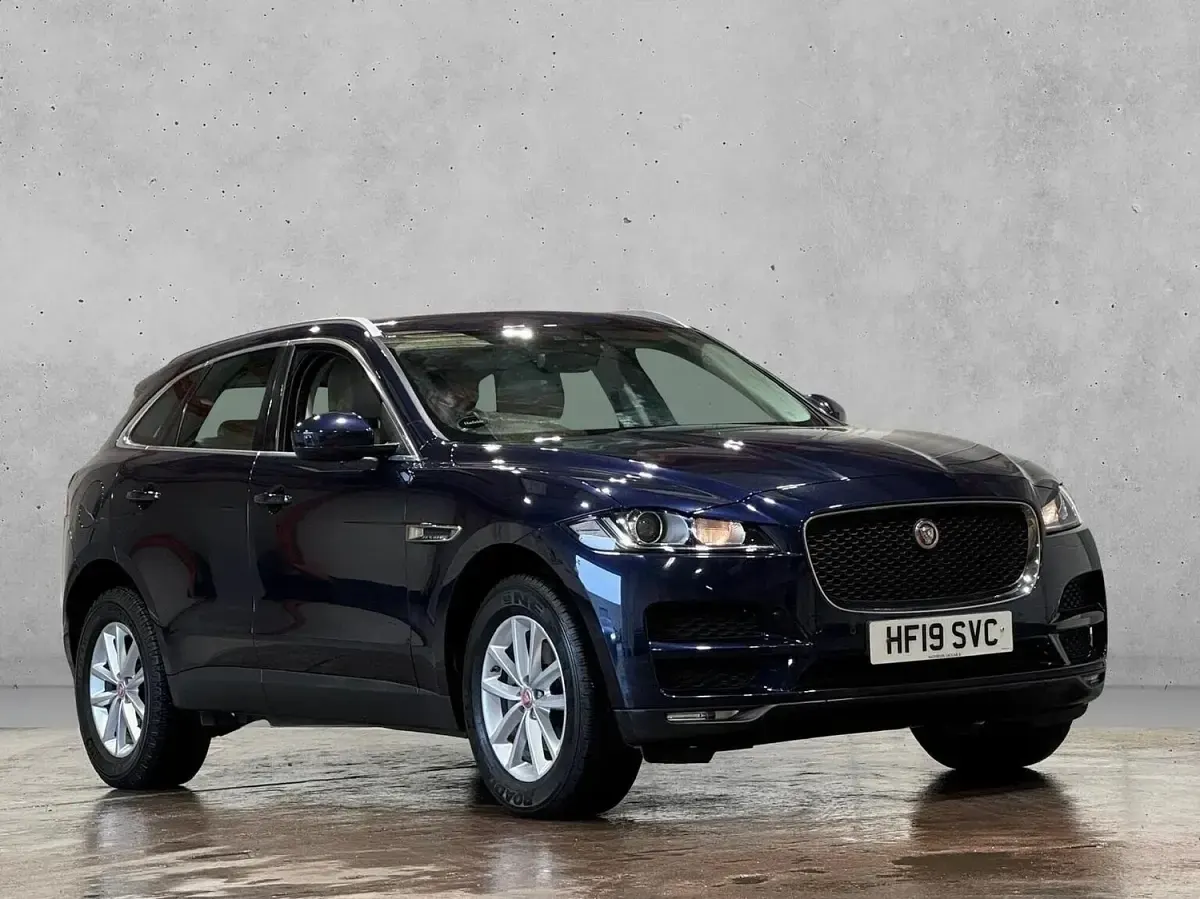 Used Jaguar F-Pace Prestige 180 HP (132 kW) 2019 Blue SUV