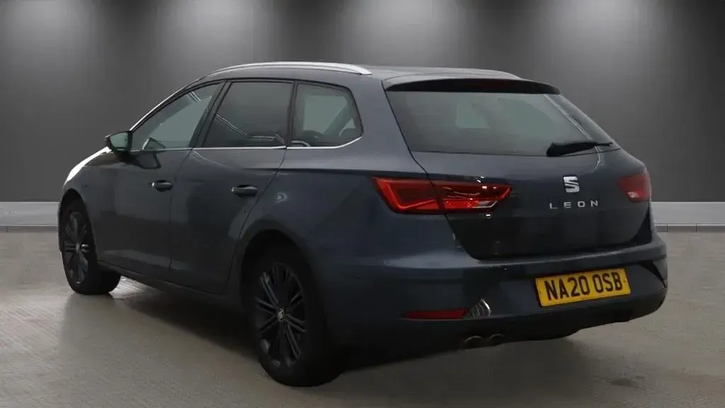 Used Seat Leon XCELLENCE Lux 150 HP (110 kW) 2020 Grey Estate
