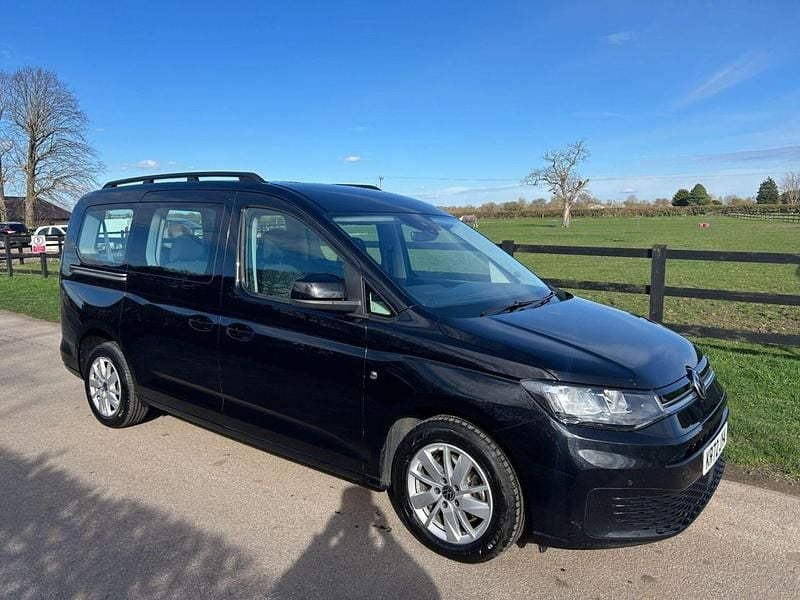 Used VW Caddy Maxi Life 122 HP (89 kW) 2022 Black MPV