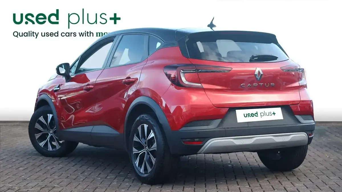 Used Renault Captur LIMITED 2022 Red/black SUV