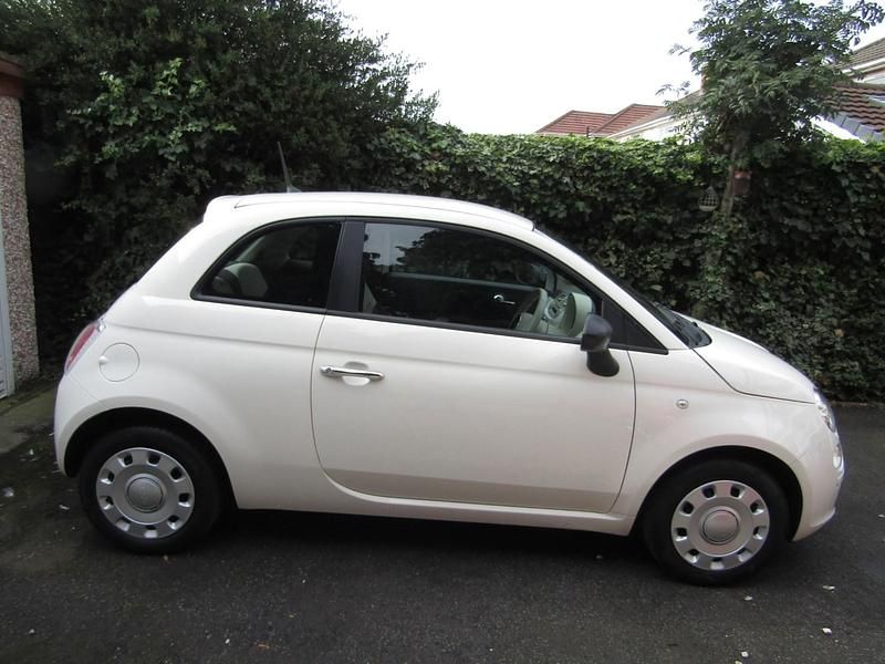White Used 2013 Fiat 500 Pop Hatchback | £3,699 (Fair price) - Image 1/4