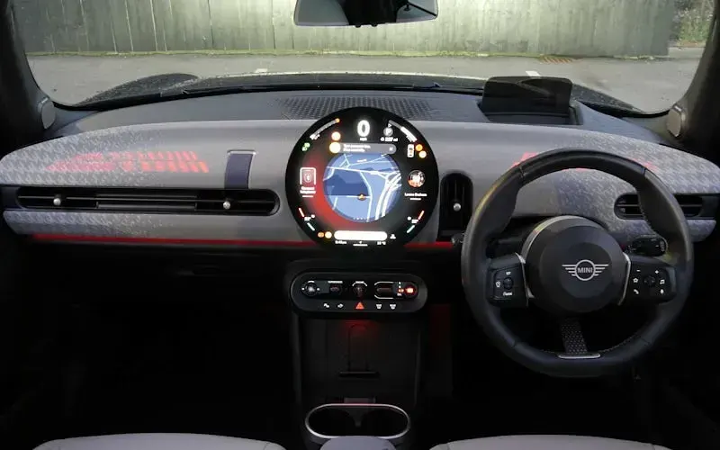 Used Mini Cooper Exclusive 150 kW (204 HP) 2026 Hatchback