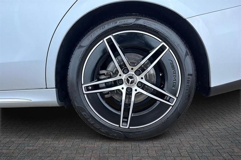 Used Mercedes E220 AMG Line Premium 197 HP (144 kW) 2024 High tech silver Sedan