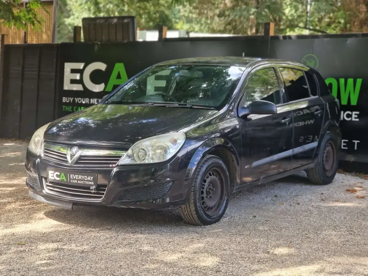 Used Vauxhall Astra 113 HP (83 kW) 2008 Black Hatchback