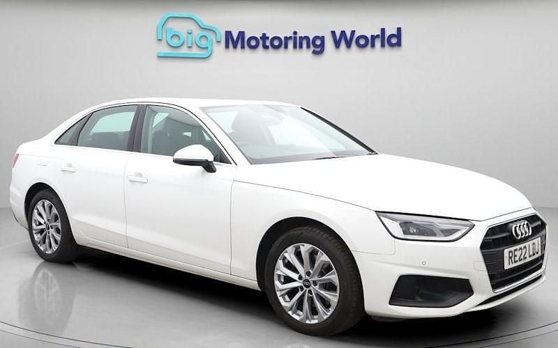 Used Audi A4 Comfort 150 HP (110 kW) 2022 White Sedan