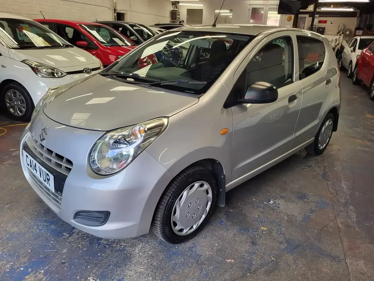 Used Suzuki Alto 67 HP (49 kW) 2014 Silver Hatchback