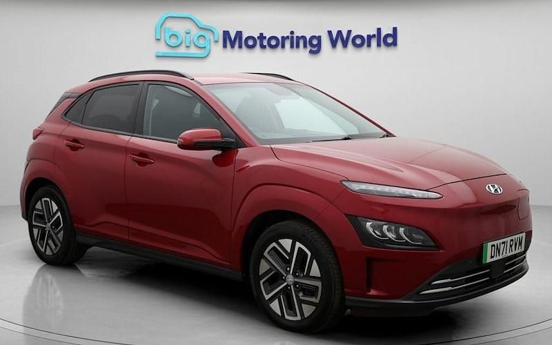 Used Hyundai Kona Premium 150 kW (204 HP) 2022 Red SUV
