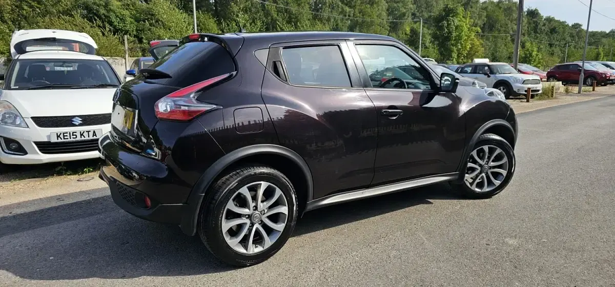 Used Nissan Juke Tekna 110 HP (80 kW) 2015 Black SUV