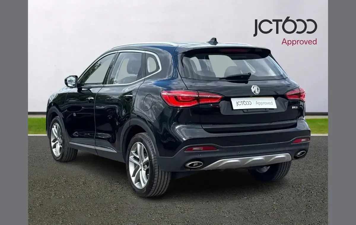 Used MG HS Excite 162 HP (119 kW) 2023 Black SUV