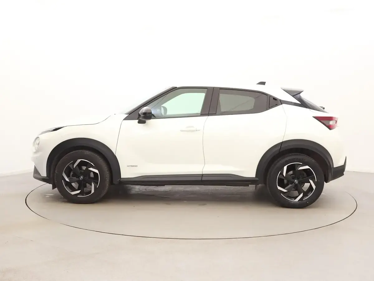 Used Nissan Juke N-Connecta 143 HP (105 kW) 2023 White SUV
