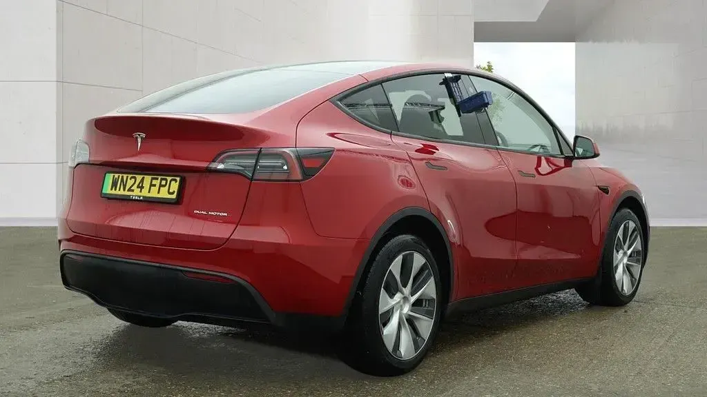 Used Tesla Model Y 282 kW (384 HP) 2024 Red SUV