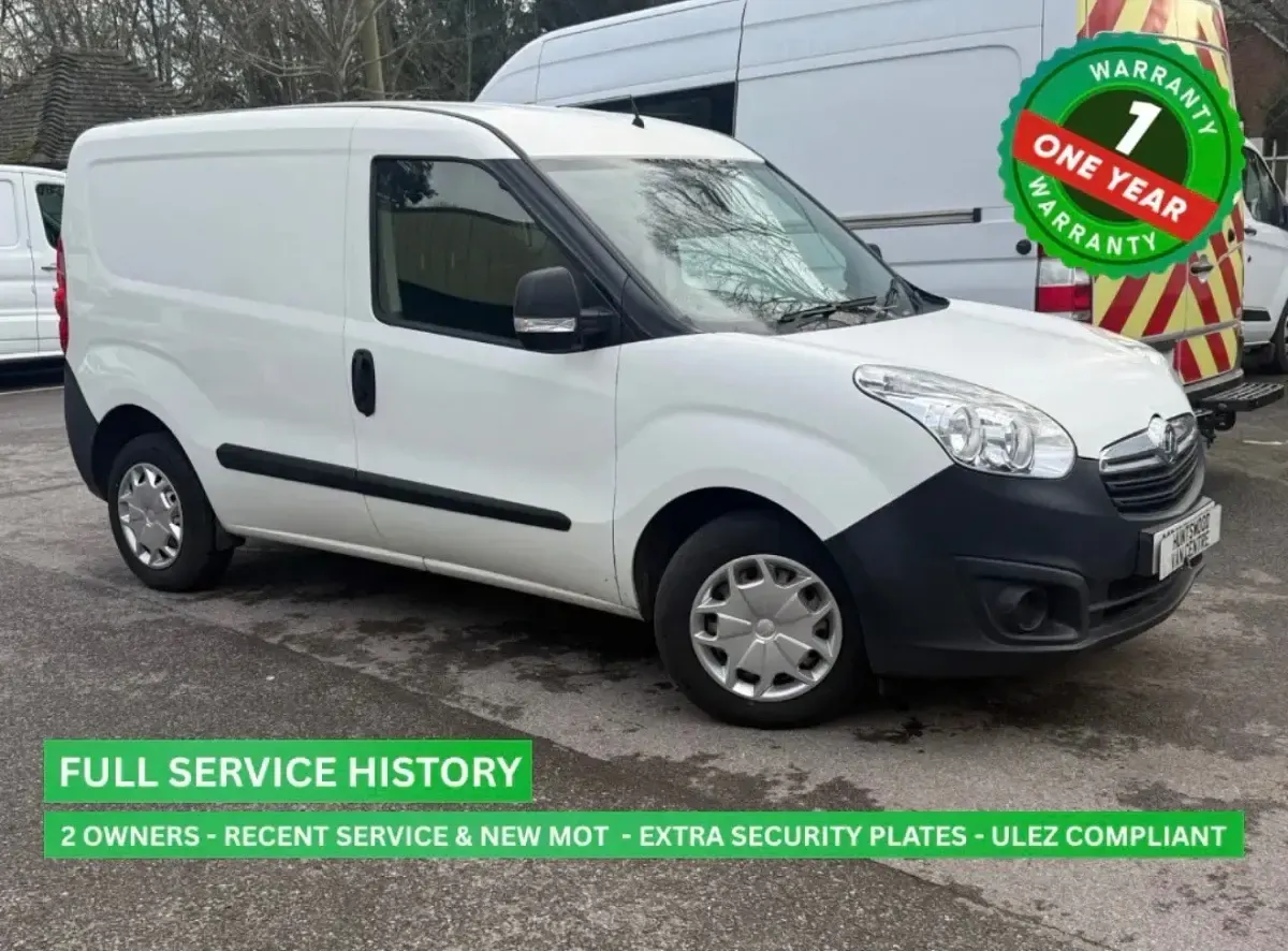 Second-hand Vauxhall Combo 95 CP (69 kW) 2018 Alb Monovolum