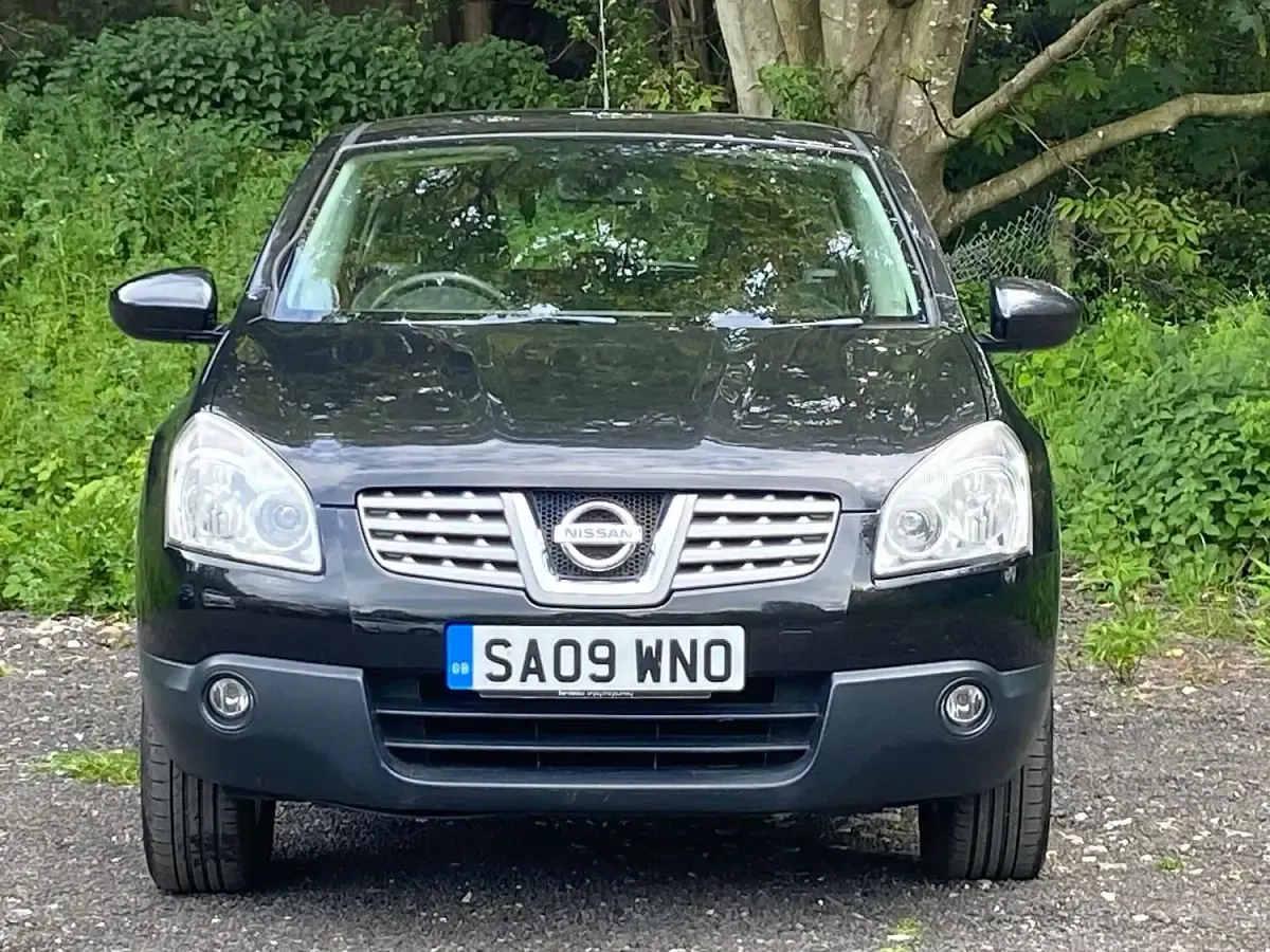 Used Nissan Qashqai Acenta 113 HP (83 kW) 2009 Black SUV
