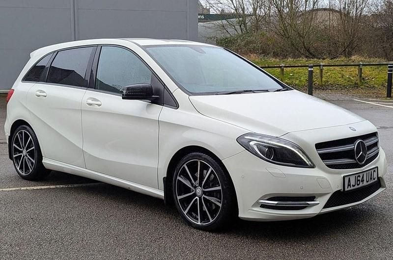 Used Mercedes B220 2014 White MPV