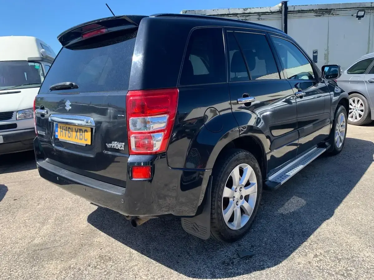 Used Suzuki Grand Vitara SZ5 2011 Black SUV