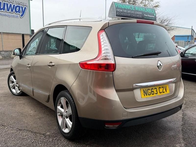 Used Renault Grand Scénic III Dynamique 2014 Beige MPV