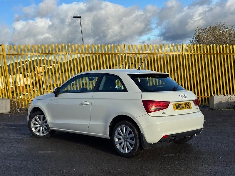 Used Audi A1 Sport 122 HP (89 kW) 2011 White Hatchback