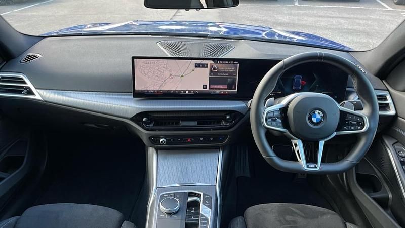 Usado BMW 320 M Sport 184 HP (135 kW) 2025 Azul Sedan