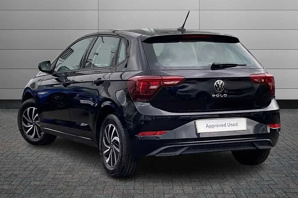 Used VW Polo Life 95 HP (69 kW) 2026 Black Hatchback