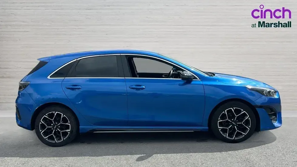 Used Kia Ceed GT-Line 138 HP (101 kW) 2025 Blue Hatchback