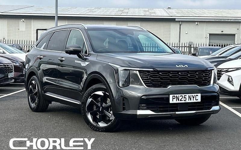 Grey Used 2025 Kia Sorento 3 SUV | £40,611 (Good price) - Image 1/4