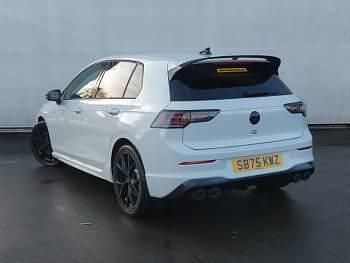 Nouă VW Golf VIII Black Edition 333 CP (244 kW) 2025 Alb Hatchback