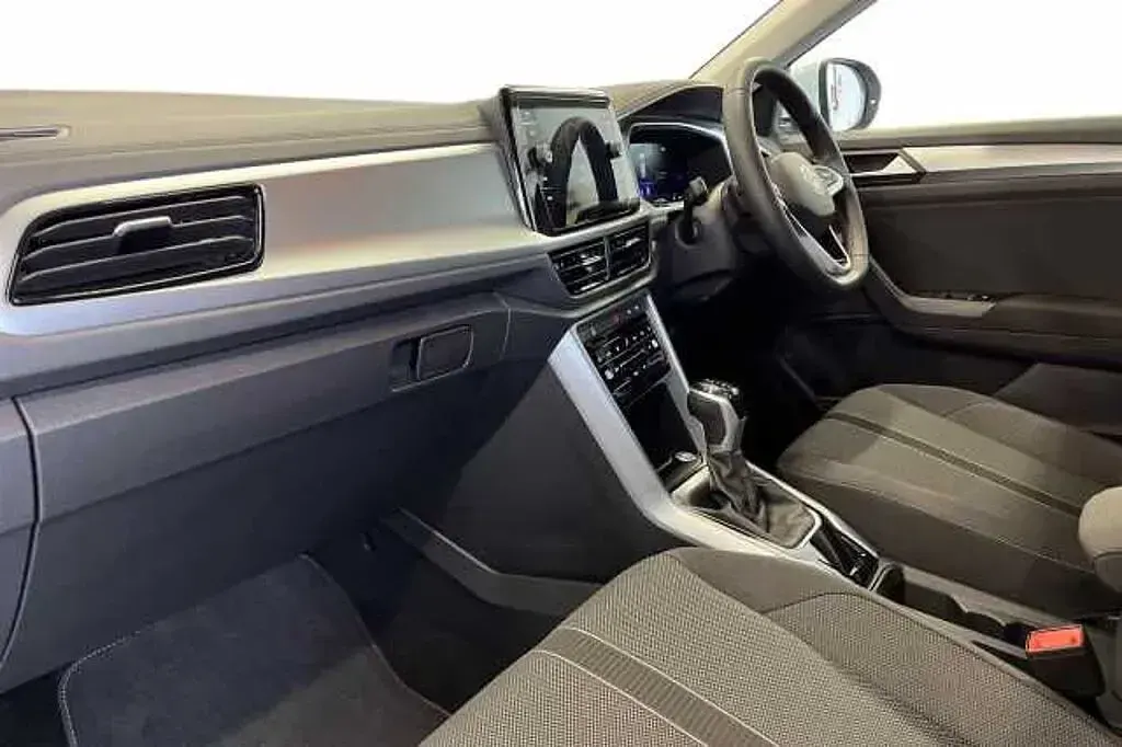 Used VW T-Roc 150 HP (110 kW) 2026 SUV