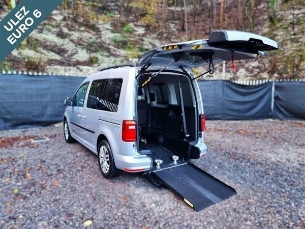 Silver Used 2018 VW Caddy Maxi MPV | £16,901 (Good price) - Image 1/1