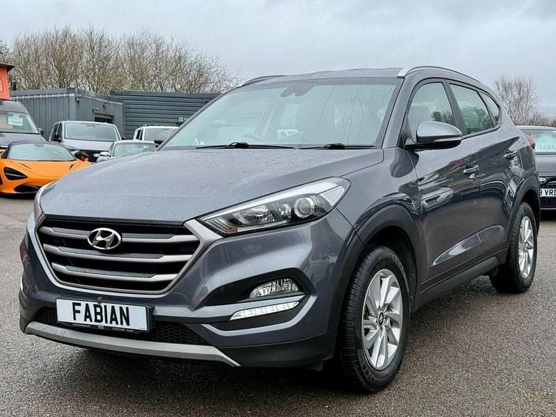 Used Hyundai Tucson SE 132 HP (97 kW) 2018 Grey SUV