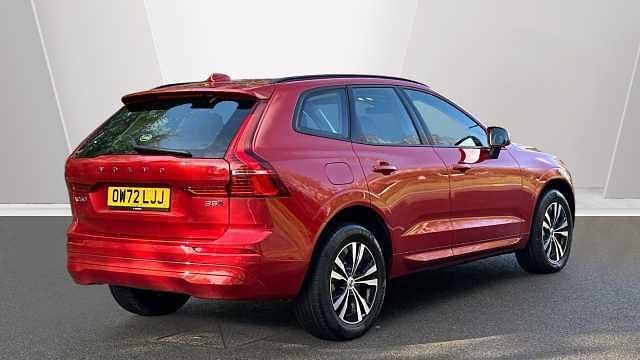 Used Volvo XC60 Core 247 HP (181 kW) 2023 SUV