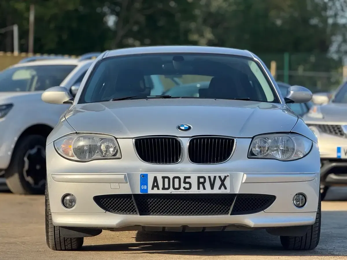 Used BMW 120 Comfort Edition 2005 Silver Hatchback