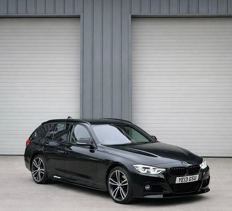 Used BMW 330 Luxury Line 310 HP (228 kW) 2013 Black Estate
